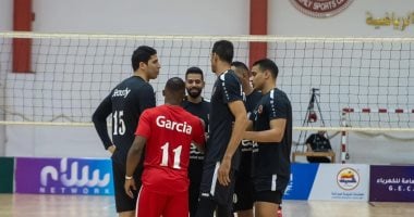 الأهلي يتفوق على هليوبوليس في منافسات دوري سوبر الكرة الطائرة