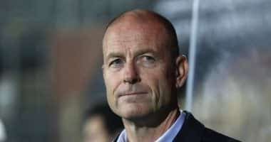 نجوم الأهلي يتعلمون من الأخطاء في محاضرة تورب قبل مواجهة الإسماعيلي