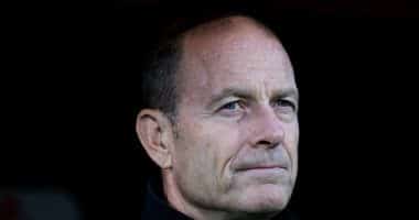 توروب يعتزم تعديل تشكيل الأهلي في مواجهة شبيبة القبائل الجزائرية