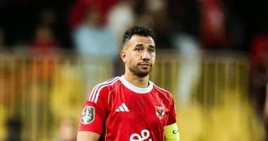 تريزيجيه يتعرض للإصابة خلال مواجهة شبيبة القبائل وطاهر يدخل البديل