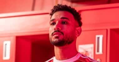 هادي رياض يبدأ مشواره مع الأهلي في مواجهة سموحة بعد إصابة مرعي