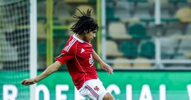 مروان عثمان يقود هجوم الأهلي في مواجهة الجيش الملكي المغربي