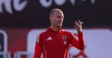 توروب ينطلق في رحلة جديدة نحو تحقيق الفوز للأهلى ضد سموحة