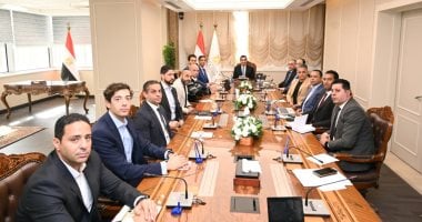 وزير الشباب والرياضة يستعرض خطة تنظيم ماراثون المتحف الكبير