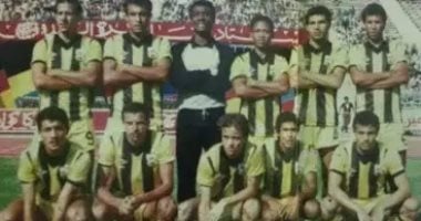 لقب لا يتكرر المقاولون العرب يحتفل بتتويجه بطلا للدوري 1982 1983