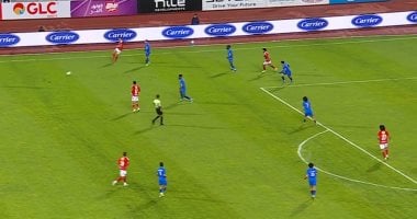 الأهلي يتفوق على سموحة بهدف مروان عثمان في الشوط الأول من المباراة