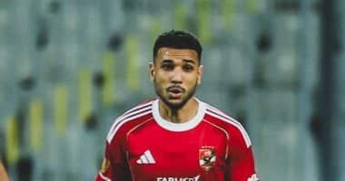 الأهلي يدرس التعاقد مع بيكهام أو رياض لدعم دفاعه أمام زد