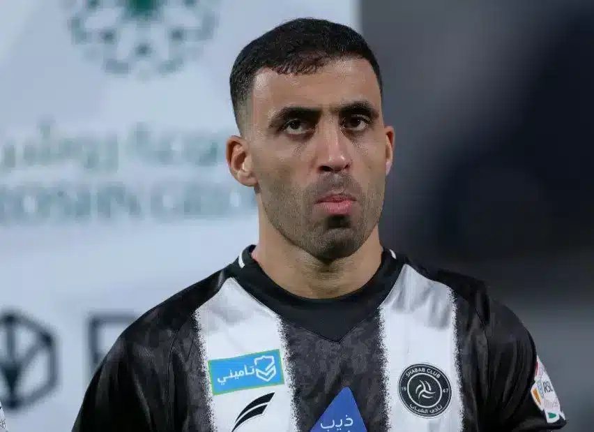 جدل واسع حول ركلة الجزاء التي حصل عليها عبد الرزاق حمد الله في مواجهة الهلال