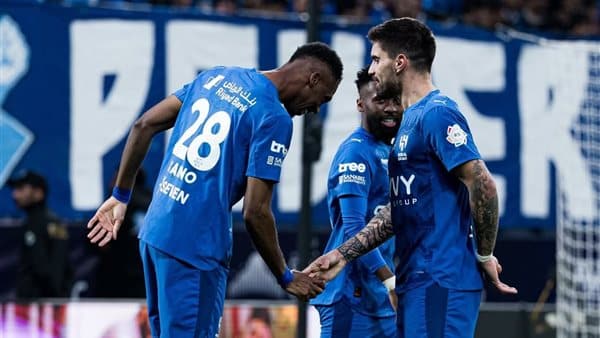 دوري روشن تكشف اسم المعلق الذي سيعلق على مباراة الهلال ضد الشباب