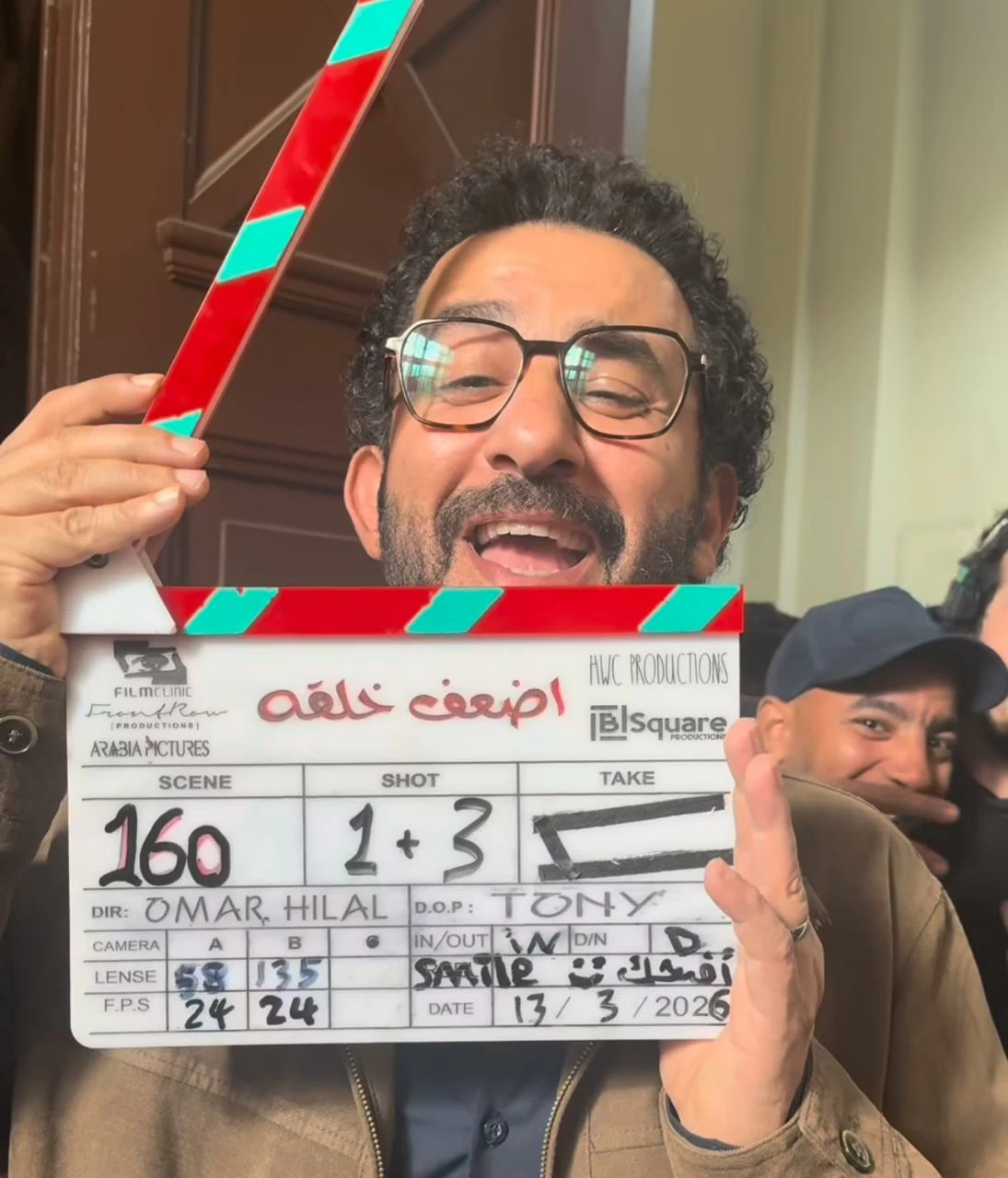 أحمد حلمي يختتم تصوير فيلم أضعف خلقه ويحتفل مع فريق العمل في السعودية – مشاهير