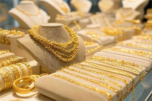 أسعار الذهب تفاجئ المستثمرين مع خسائر الأوقية تصل إلى 80 دولارًا في أولى تعاملات الاثنين