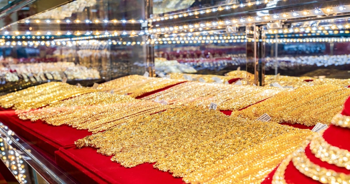 أسعار الذهب في شركة SJC تسجل تراجعًا بحوالي 2 مليون دونغ فيتنامي خلال الأسبوع الأول من الشهر