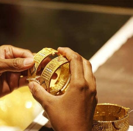 أسعار الذهب في مصر بنهاية تعاملات الإثنين 9 مارس 2026 تحديث يومي