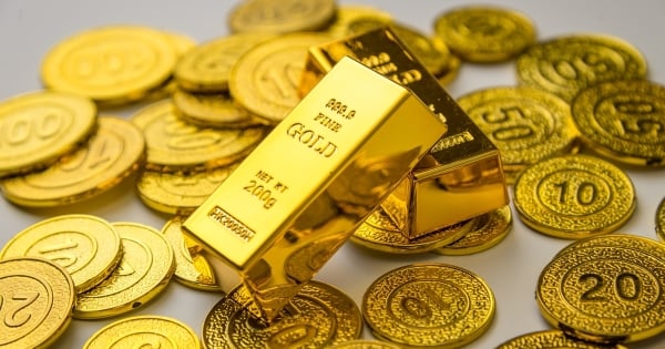 أسعار الذهب والنفط الخام العالمية ترتفع نتيجة تصاعد التوترات في الشرق الأوسط