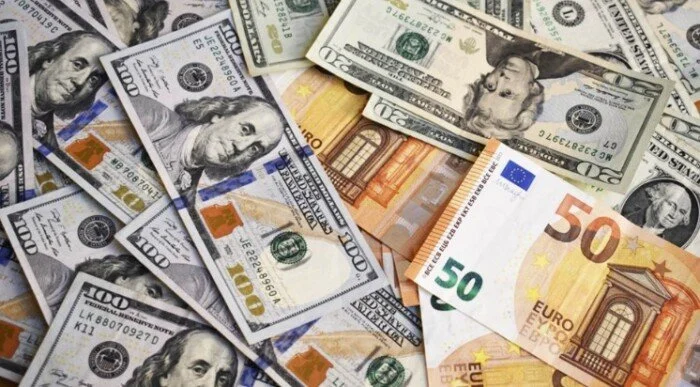 أسعار العملات العربية والأجنبية أمام الجنيه المصري في البنك المركزي وصعود وتراجع مستمر