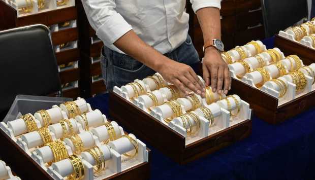 أسعار دولار الصاغة اليوم الإثنين 9 مارس 2026 وكيفية حساب قيمة الذهب بدقة