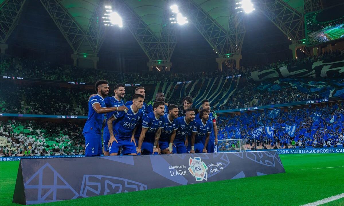 إصابة تمبكتي تضاعف تحديات دفاع الهلال قبل نصف نهائي كأس خادم الحرمين