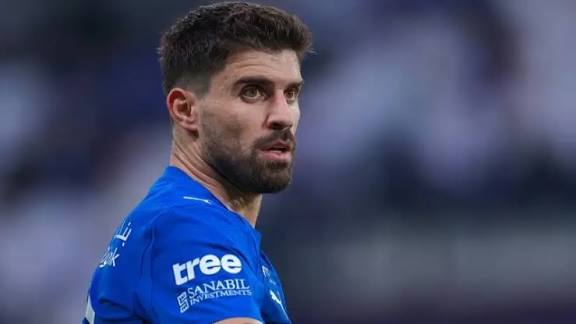 إصابة روبن نيفيز وتأثيرها على تواجده مع الهلال ومدة الغياب المتوقعة