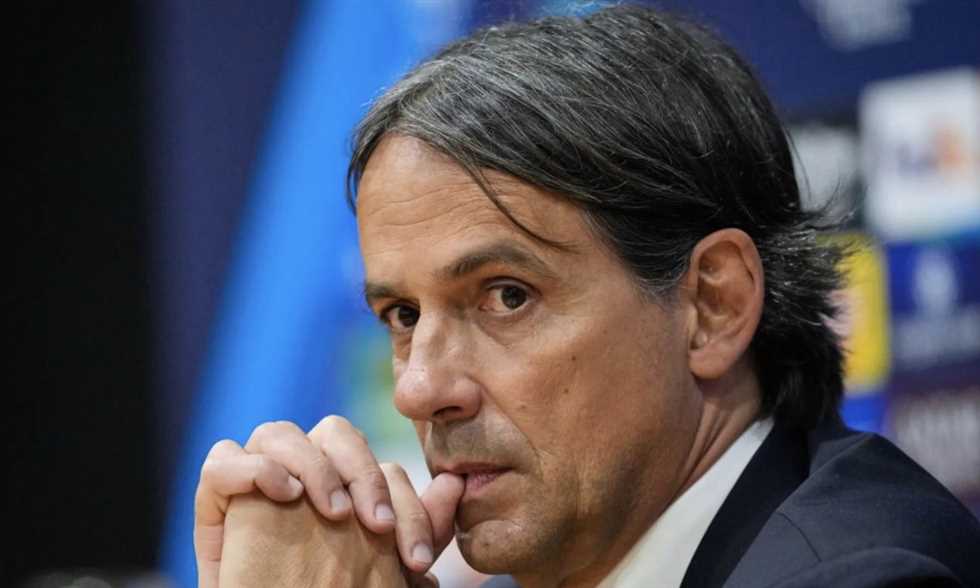 إنزاجي يعبر عن استيائه من قرارات التحكيم في مباراة الفتح