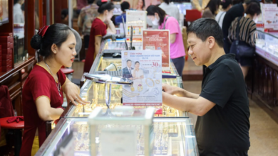 ارتفاع أسعار الذهب رغم خسائر المشترين تعرف على نصيحة الخبراء للتعامل مع السوق