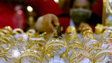 ارتفاع مستمر في أسعار الذهب المحلية وعدم توافقها مع الأسعار العالمية