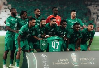 الأهلي يفشل في الحفاظ على الفوز أمام الهلال وتبديل محرز يثير التساؤلات