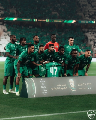 الأهلي يفشل في الحفاظ على الفوز أمام الهلال وتبديل محرز يثير التساؤلات