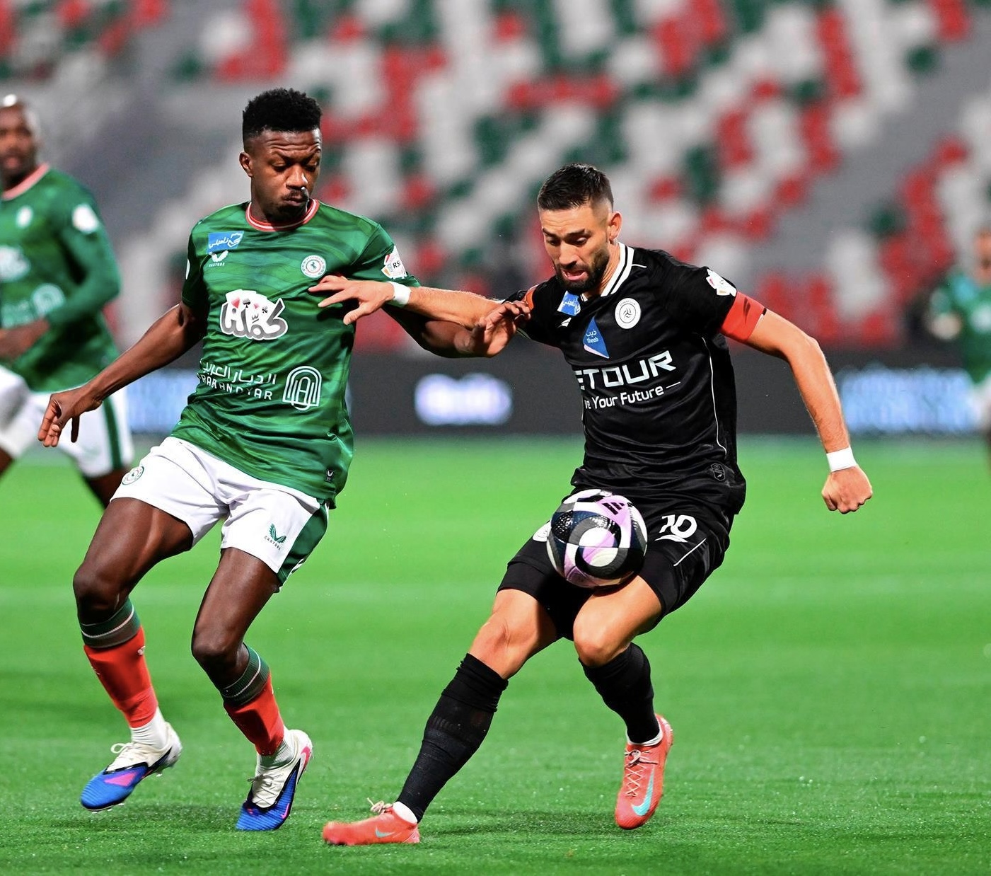 الاتفاق والشباب يتعادلان في مواجهة مثيرة بالدوري السعودي