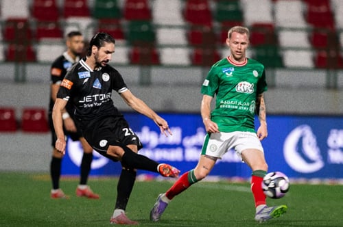 الاتفاق يحقق التعادل أمام الشباب في الدوري السعودي تحت متابعة كوكا – مشاهير