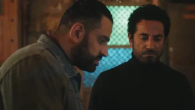 الحلقة 17 من مسلسل إفراج تسلل عباس إلى شقة كرميلا لكشف هوية العقل المدبر للعصابة