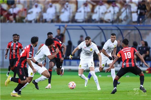 الرياض يحقق فوزًا مدويًا على اتحاد جدة في الدوري السعودي