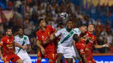 العمار يتألق وميندي يواجه انتقادات في قمة القادسية والأهلي