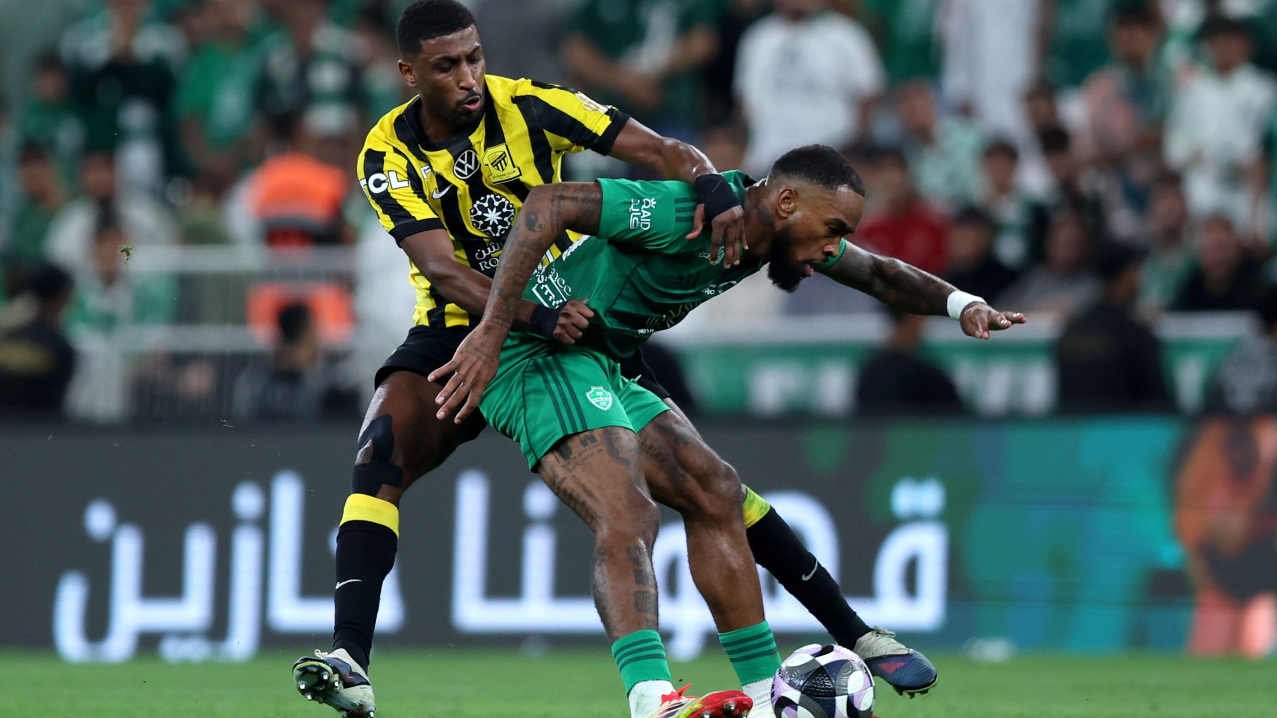 العميد يتقدم نحو حسم صفقة محلية في اتحاد جدة واتهامات للإدارة برفض الشكوى ضد توني