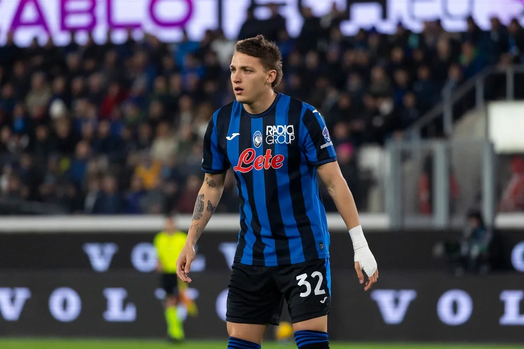 اللاعب الإيطالي ريتيغي يوقع رسميًا مع فريق القادسية السعودي