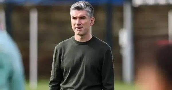 المدير الرياضي لليفربول يعلن رفضه الانتقال إلى دوري روشن السعودي