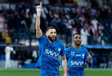 الموقف النهائي من مشاركة كريم بنزيما مع الهلال أمام الفتح في مباراة حاسمة