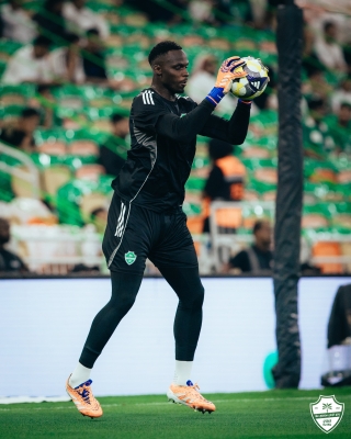 النصر والأهلي يتصدران ترتيب الشباك النظيفة في دوري روشن للمحترفين