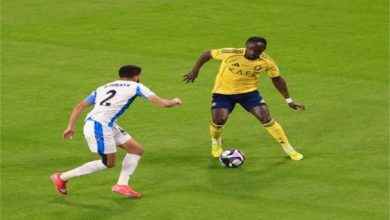 النصر ونيوم يتعادلان سلبياً في نهاية الشوط الأول