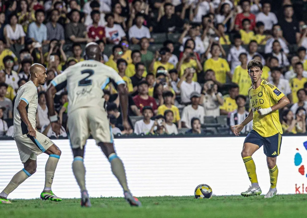 النصر يحقق الفوز الرابع عشر والاتحاد يسعى للحفاظ على التعادل