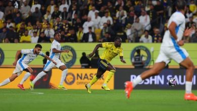 النصر يحقق فوزًا دراماتيكيًا ويستعيد صدارة الدوري السعودي