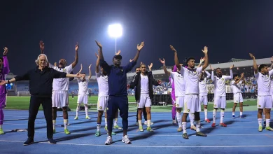 النصر يحلق بالصدارة وسط توقفات الموسم والقرارات التحكيمية تثير الجدل في الدوري السعودي