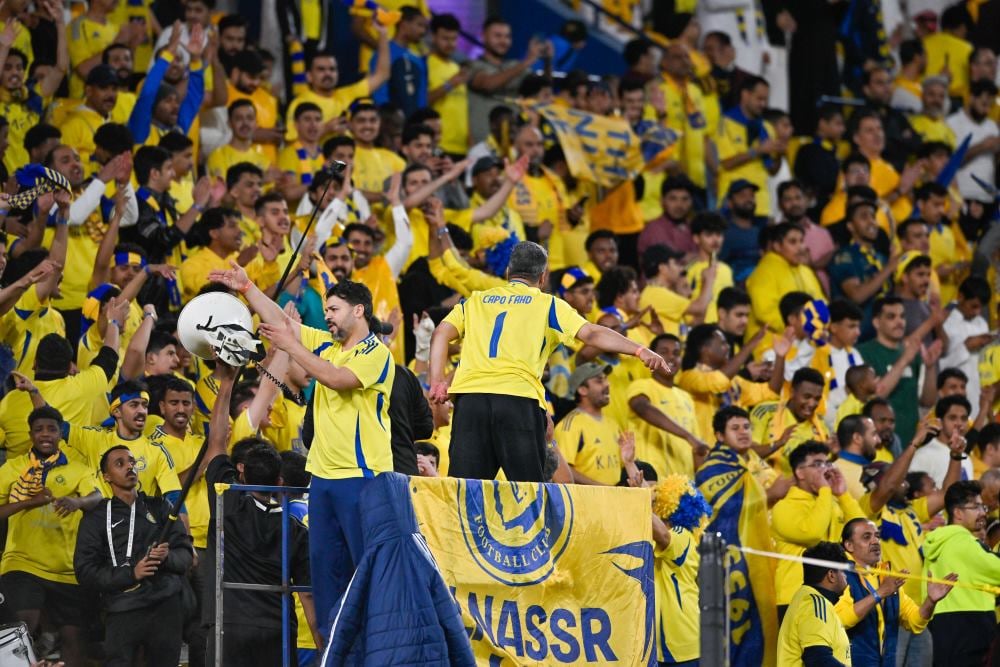 النصر يستعيد صدارة الدوري السعودي بفوز مثير على نيوم