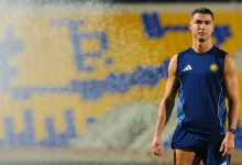 النصر يواجه الخلود وسط أجواء مفاجأة خيسوس المثيرة