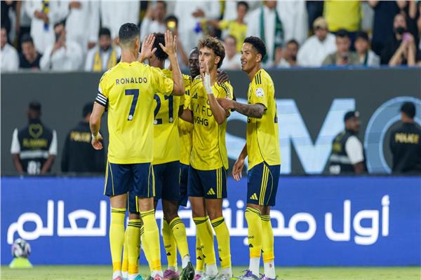 النصر يواجه الخليج سعياً لتعزيز صدارته في الدوري السعودي