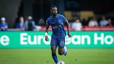 الهلال السعودي يعلن إصابة تمبكتي قبل المواجهة المرتقبة مع أهلي جدة