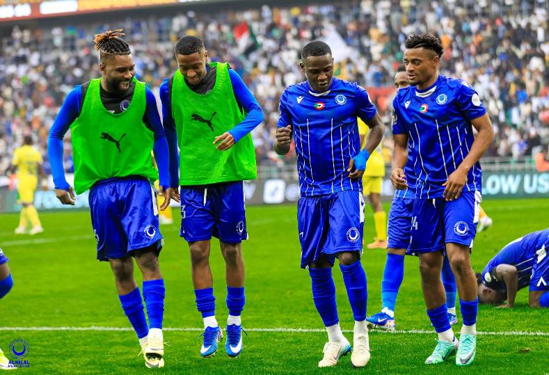 الهلال السوداني يرفع شكوى ضد طاقم تحكيم لقاء نهضة بركان إلى الكاف