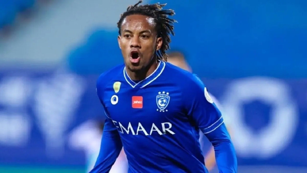 الهلال ناديي المفضل وعشت معه أروع اللحظات في مسيرتي الرياضية