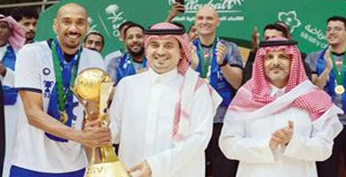 الهلال يتوج بطلًا لدوري الممتاز لكرة الطائرة