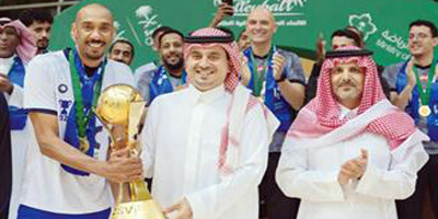 الهلال يتوج بطلًا لدوري الممتاز لكرة الطائرة