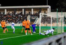 الهلال يرفع شكوى رسمية إلى الكاف احتجاجاً على تحكيم مباراة بركان